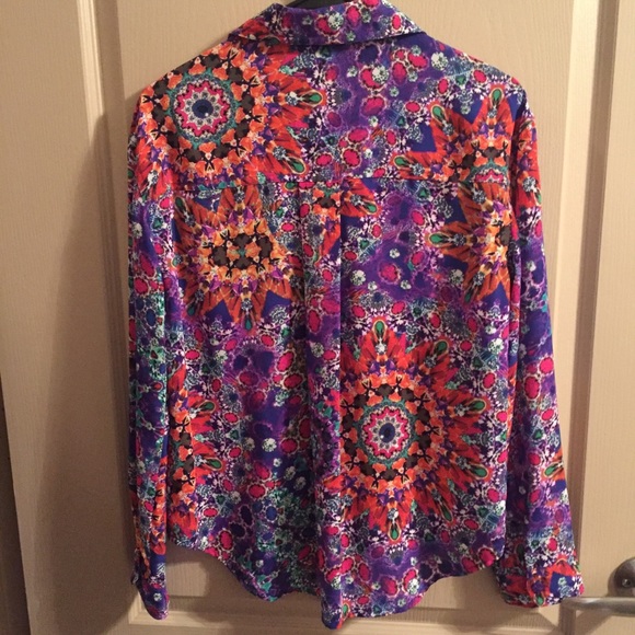 Wild Button Down Shirt - Picture 5 of 5